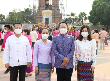 พิธีสรงน้ำพระพุทธรูปจำลองพระเจ้าตนหลวง/พ่อขุนงำเมือง/สระเกล้าดำหัวพระเถระผู้ใหญ่ ... พารามิเตอร์รูปภาพ 14