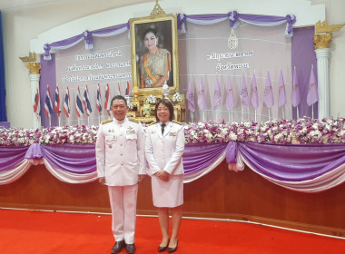 เข้าร่วมพิธีลงนามถวายพระพรชัยมงคล และทำบุญตักบาตร ... พารามิเตอร์รูปภาพ 3