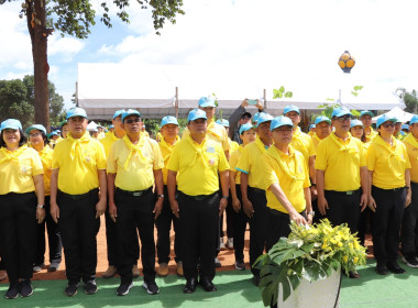 ร่วมพิธีเปิดโครงการหม่อนไหมรวมใจเฉลิมพระเกียรติพระบาทสมเด็จพระเจ้าอยู่หัว เนื่องในโอกาสพระราชพิธีมหามงคลเฉลิมพระชนมพรรษา 6 รอบ 28 กรกฎาคม 2567 ... พารามิเตอร์รูปภาพ 4