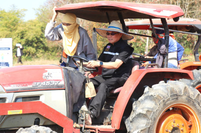 สหกรณ์จังหวัดพะเยา เข้าร่วมพิธีเปิดโครงการรณรงค์ไถกลบตอซัง ... พารามิเตอร์รูปภาพ 1